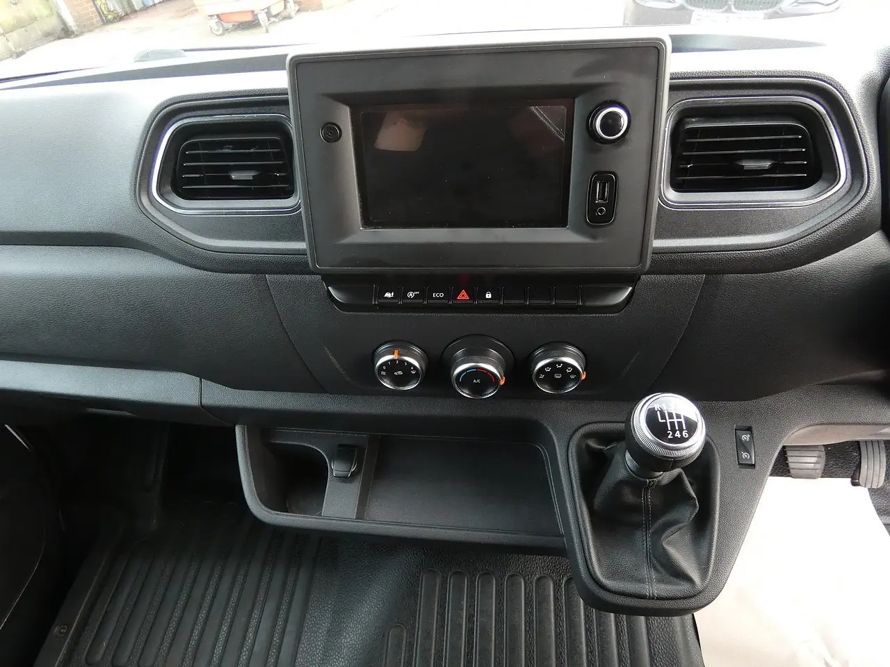 2022 Vauxhall Movano, photo 9