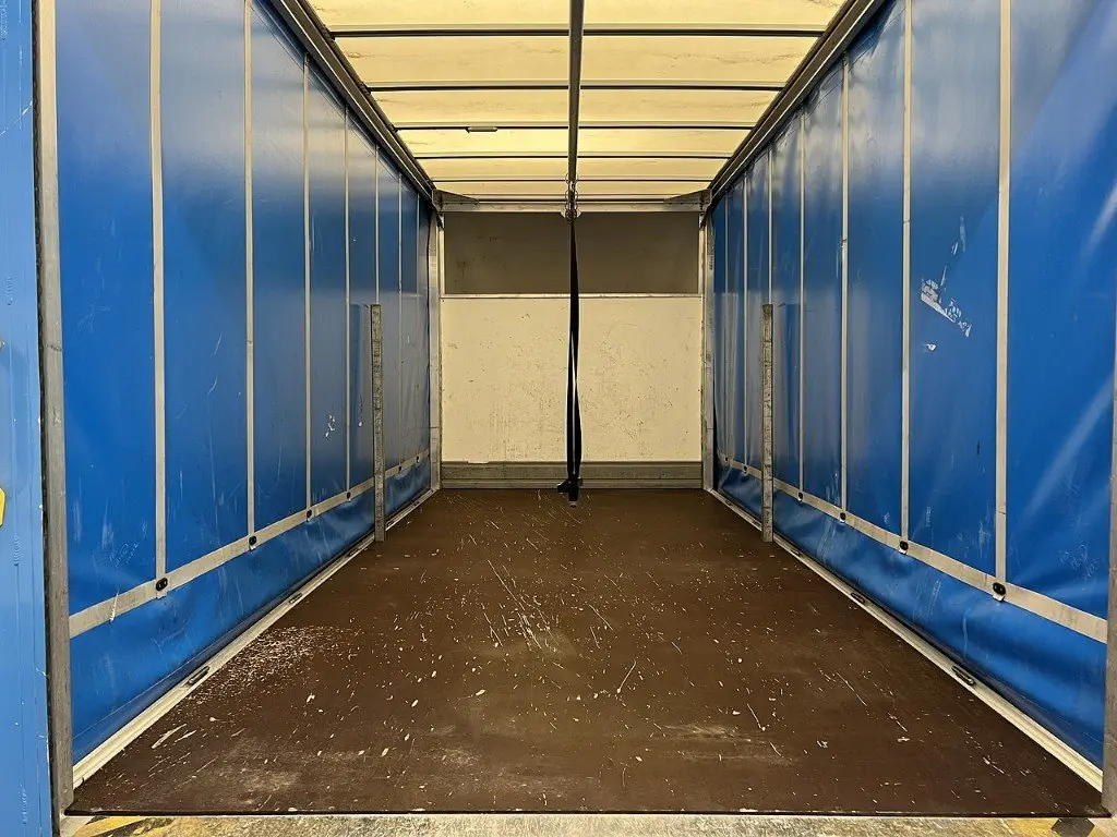 2023 Mercedes-Benz Sprinter, photo 2