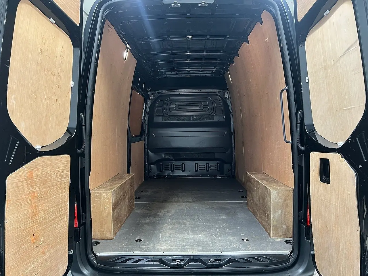 2023 Mercedes-Benz Sprinter, photo 3