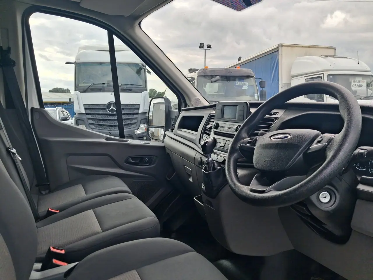 2022 Ford Transit, photo 5