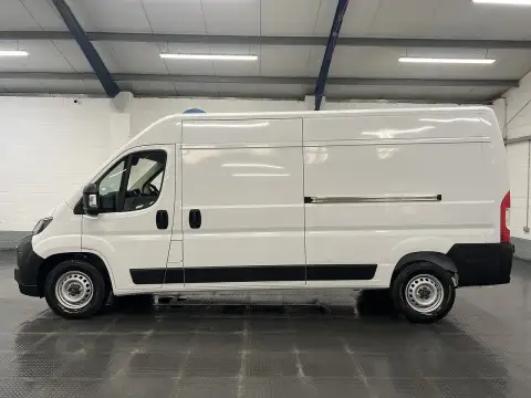 2025 Peugeot Boxer