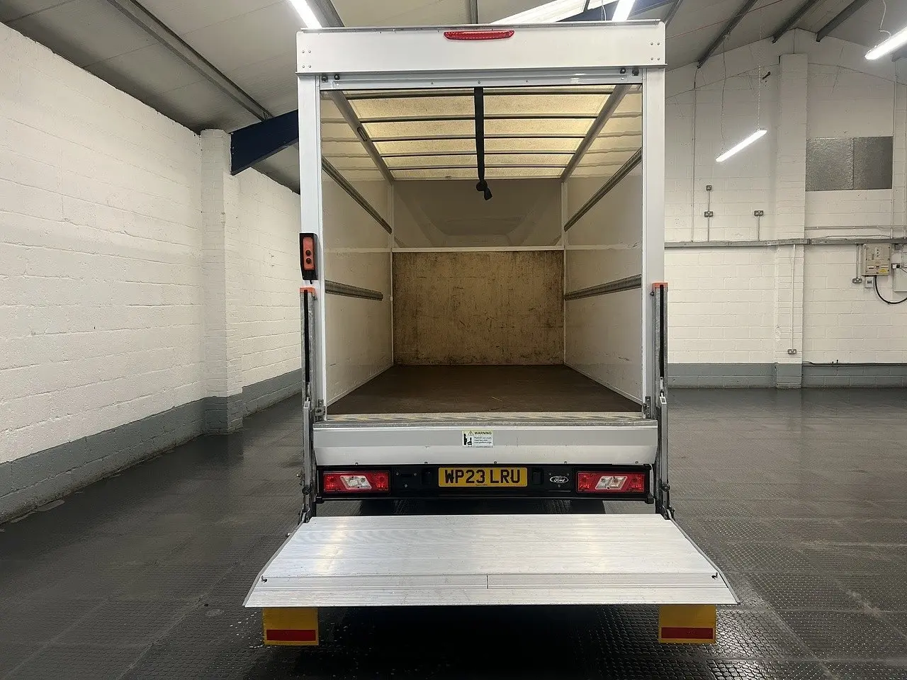 2023 Ford Transit, photo 2