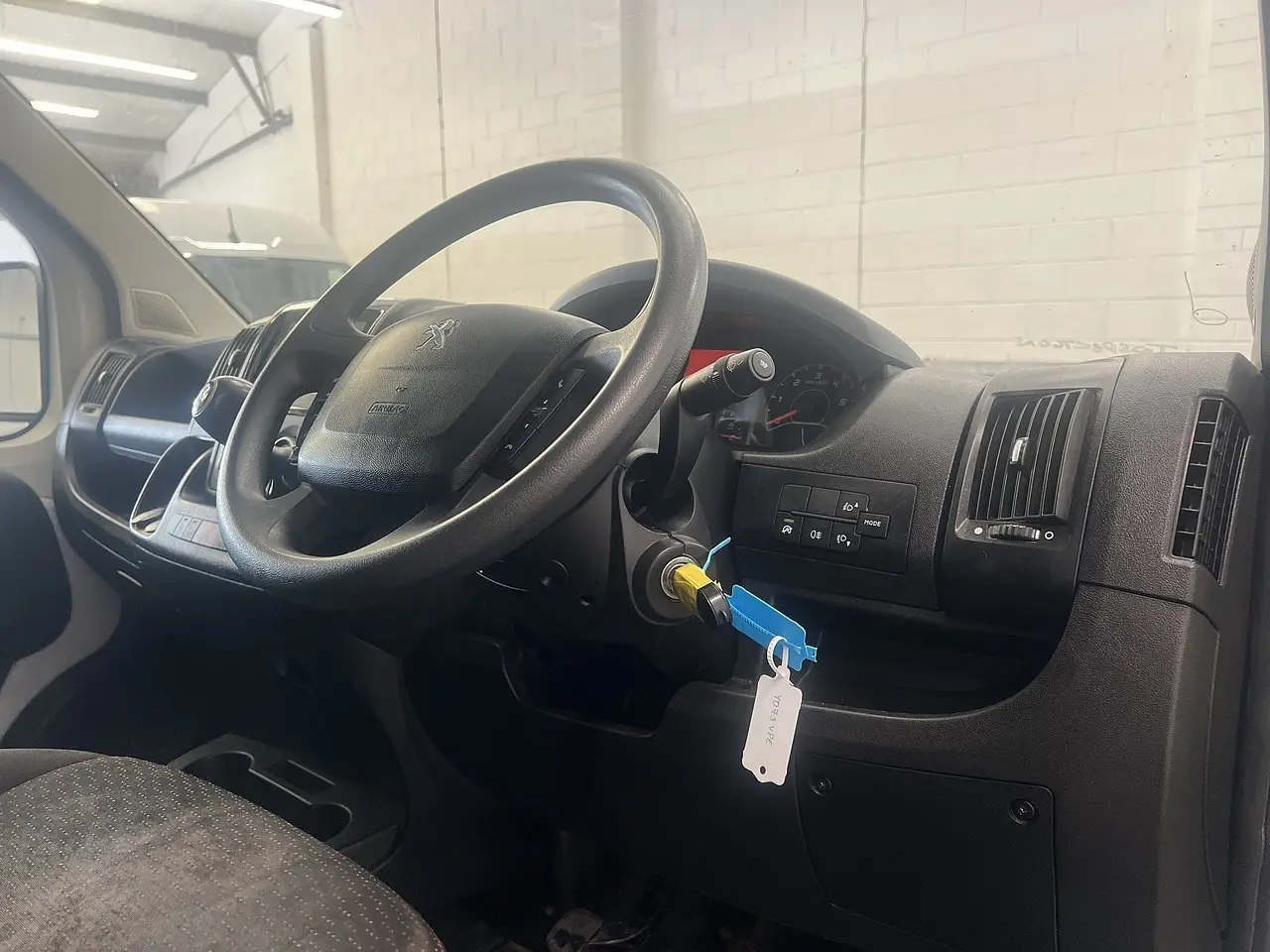 2023 Peugeot Boxer, photo 4