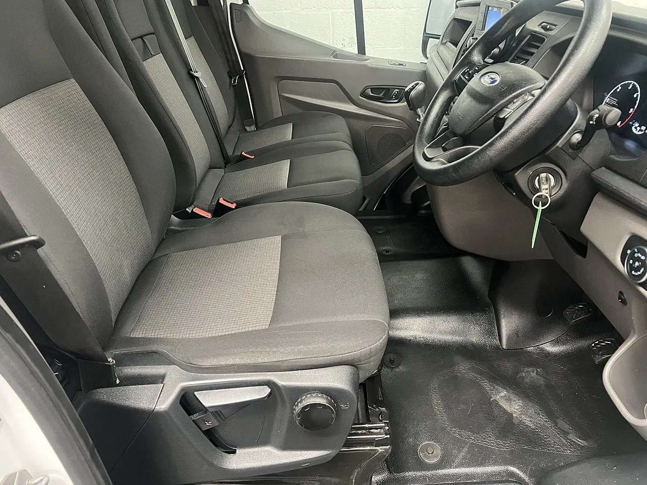 2022 Ford Transit, photo 7