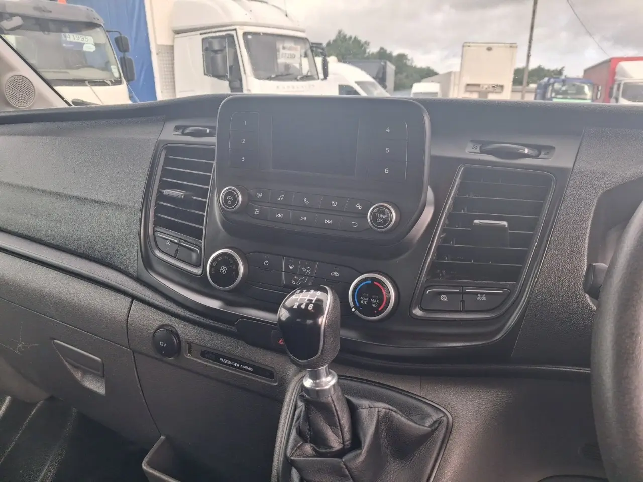 2022 Ford Transit, photo 6