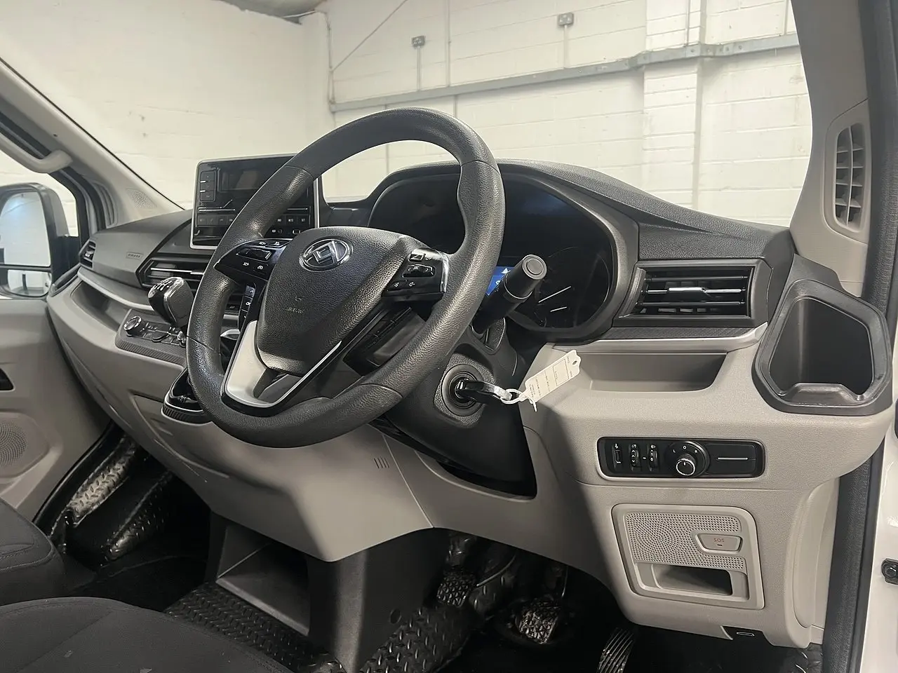 2023 Maxus Deliver 9, photo 10