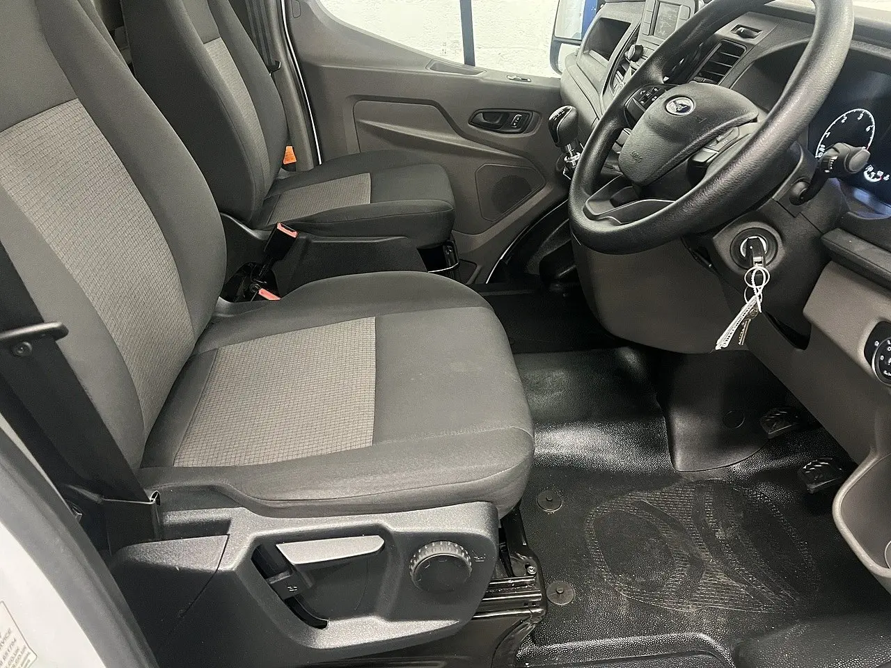 2023 Ford Transit, photo 10