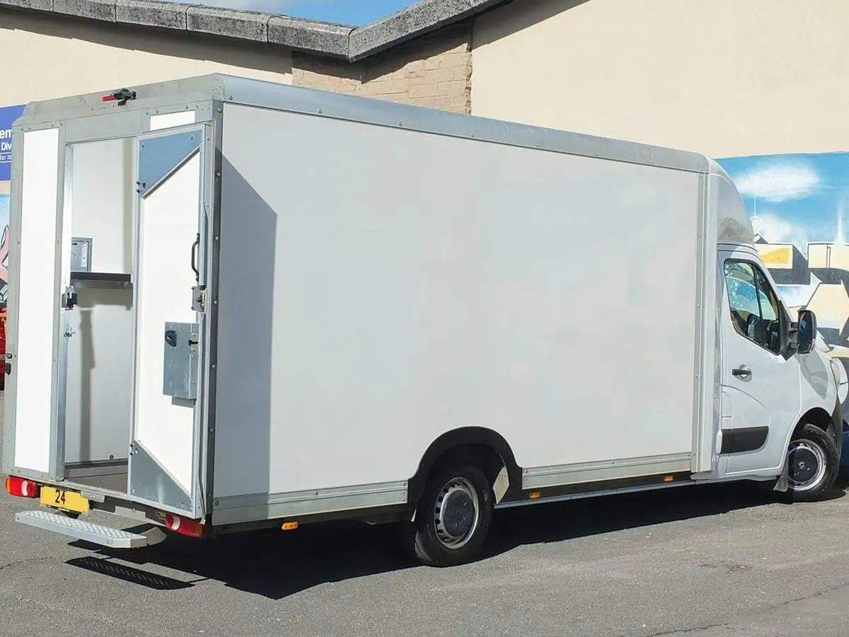 2024 Renault Master