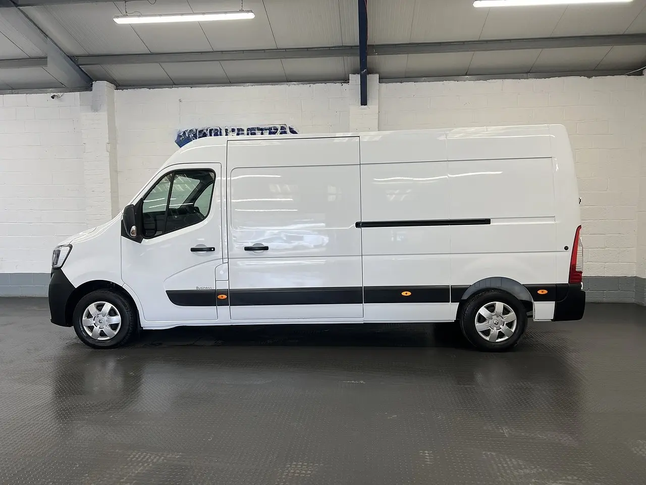 2023 Renault Master