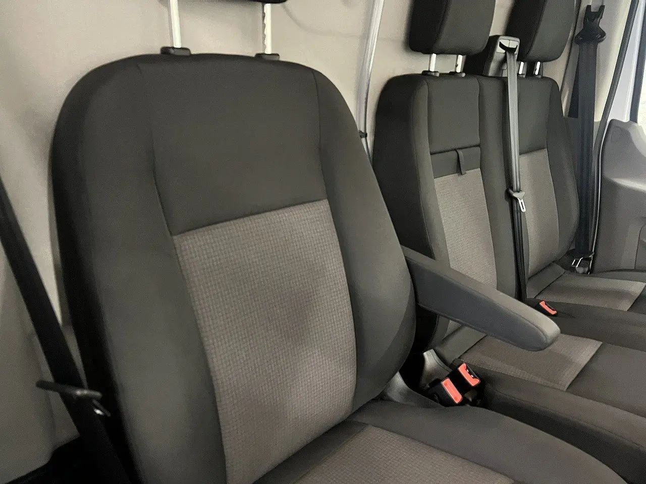 2025 Ford Transit, photo 8