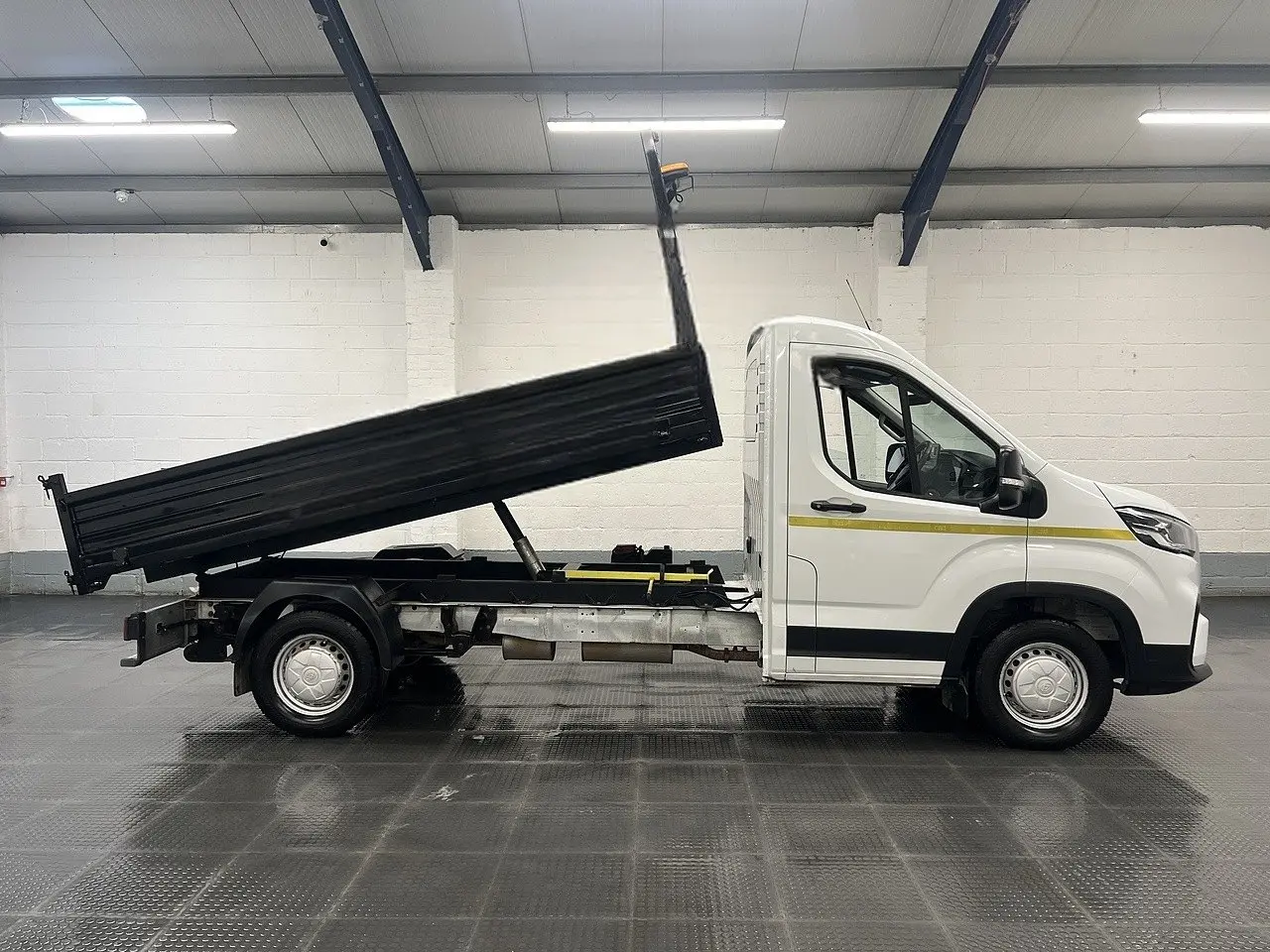 2023 Maxus Deliver 9