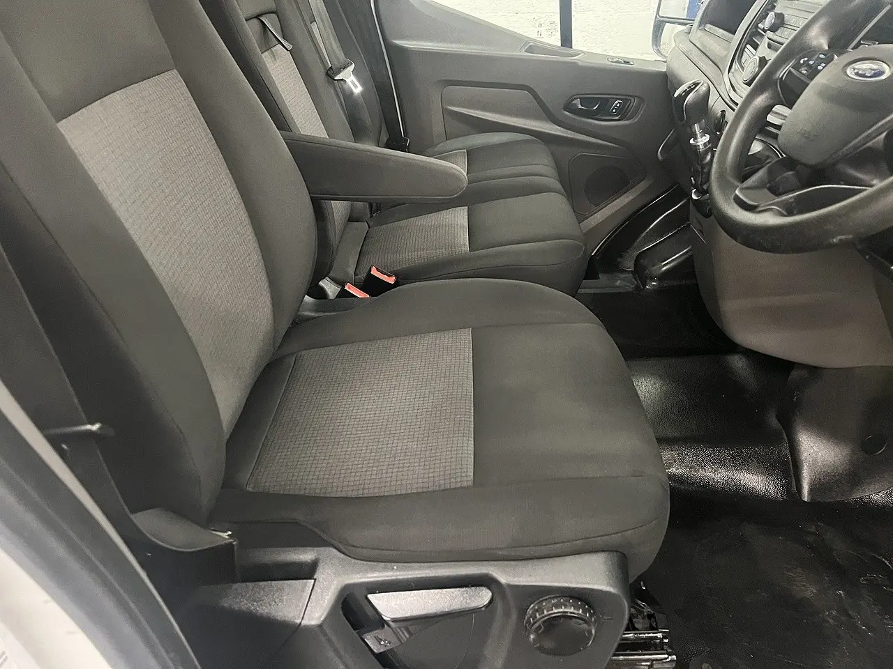 2021 Ford Transit, photo 7