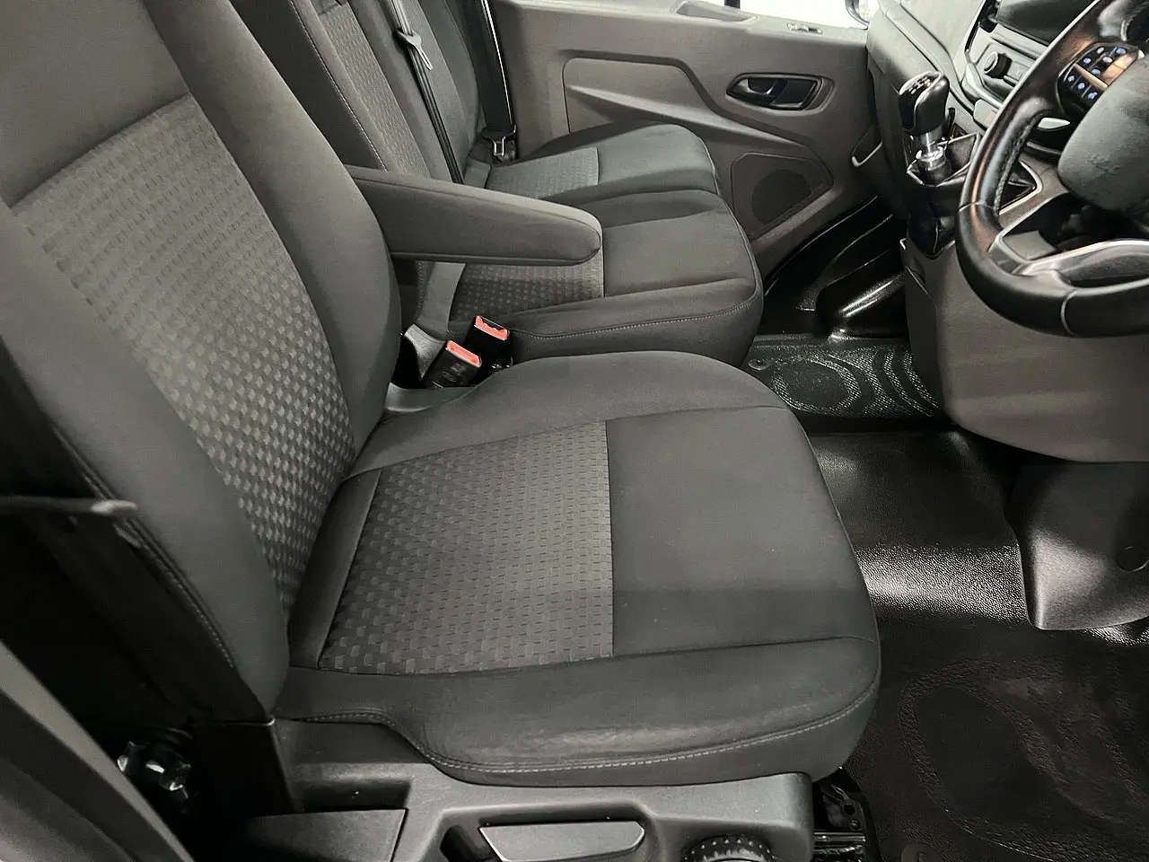 2025 Ford Transit, photo 6