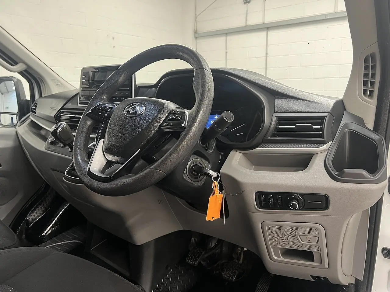 2023 Maxus Deliver 9, photo 10
