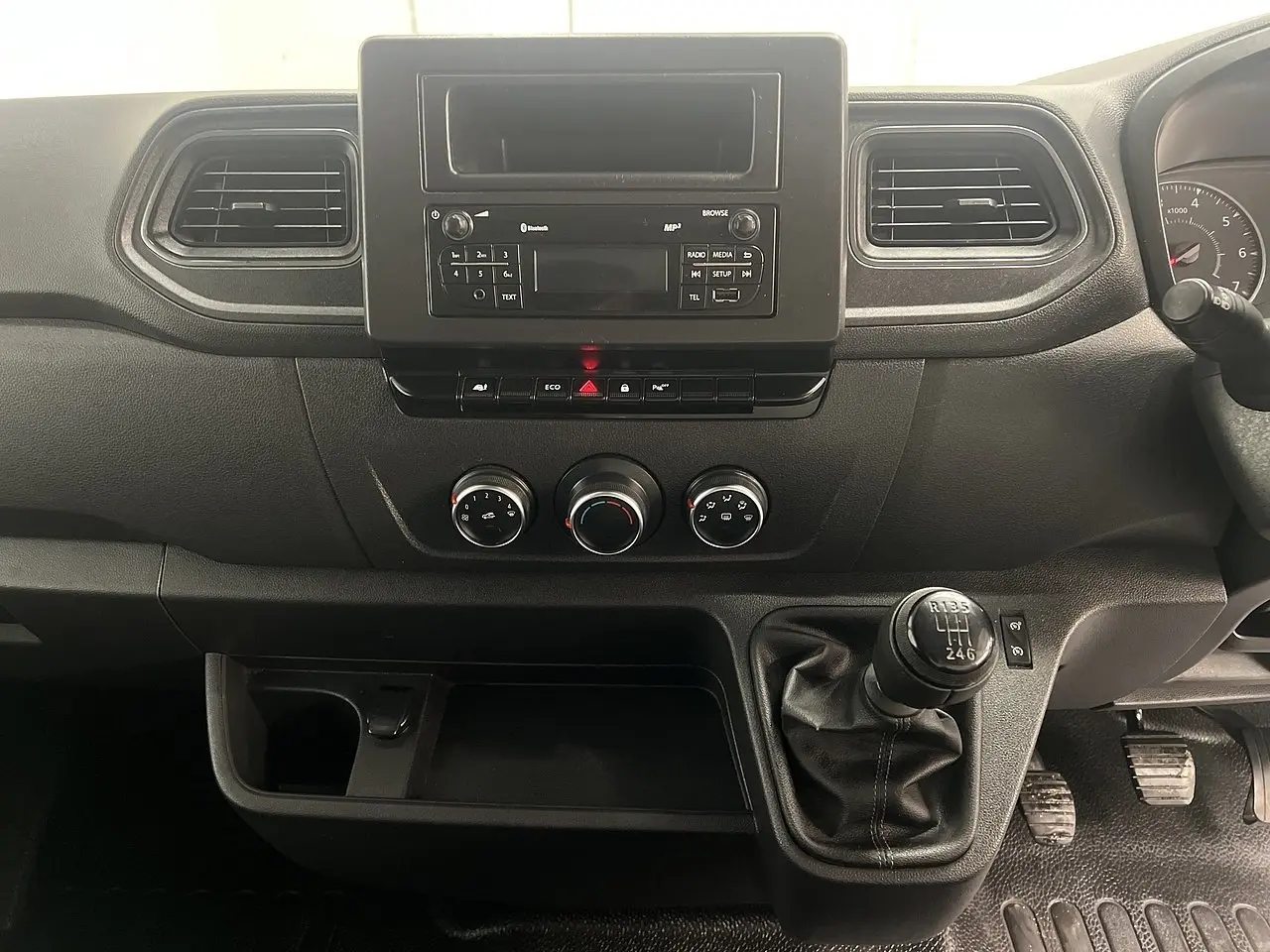 2023 Nissan Interstar, photo 5