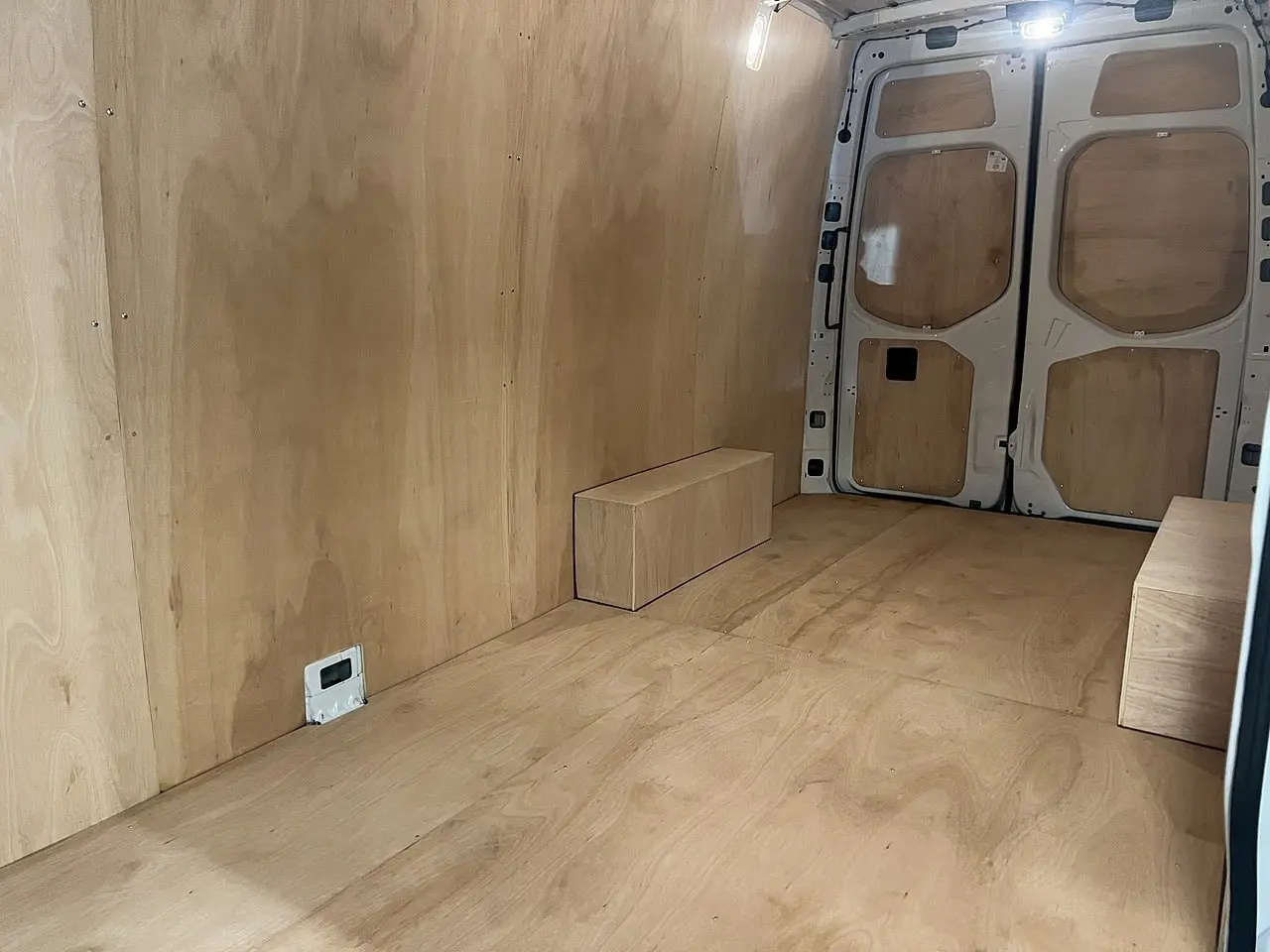 2023 Mercedes-Benz Sprinter, photo 2