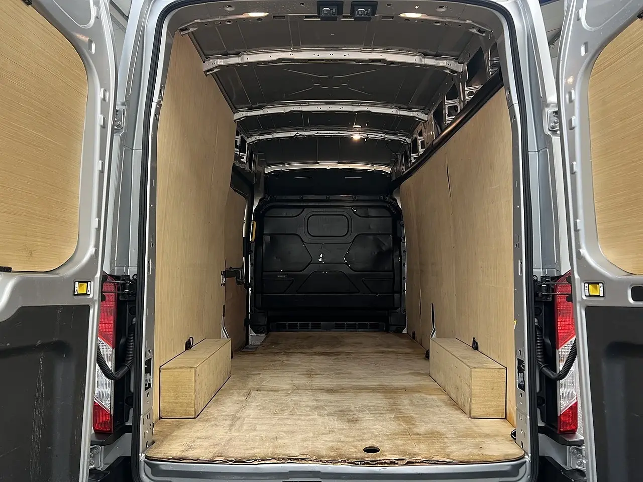 2023 Ford Transit, photo 3