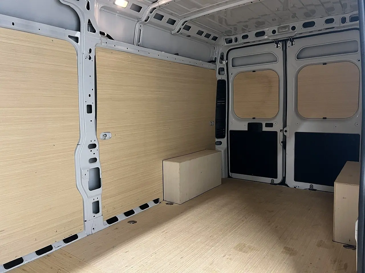 2025 Peugeot Boxer, photo 2
