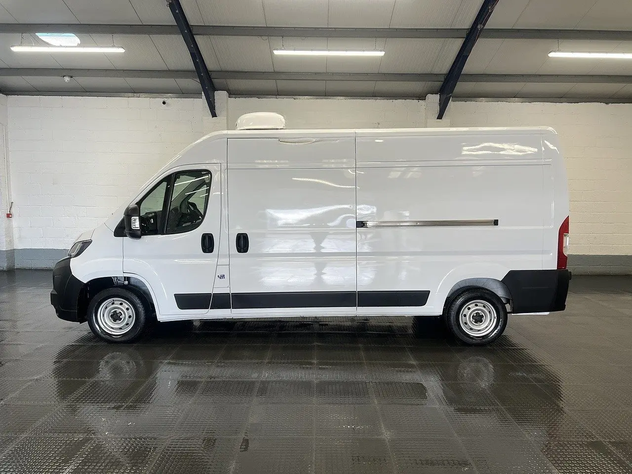 2025 Peugeot Boxer