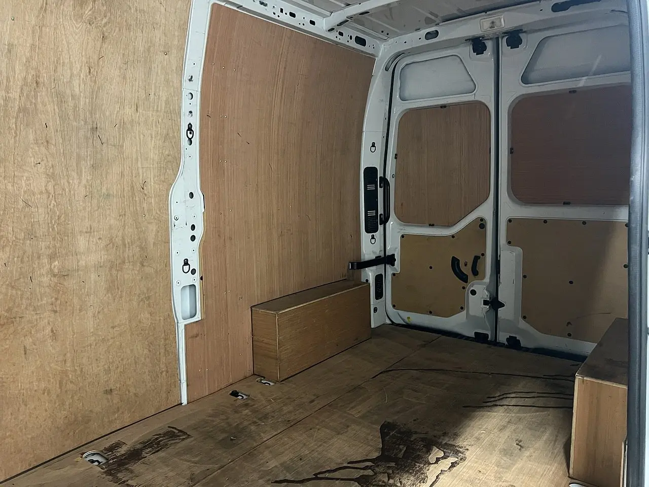 2023 Nissan Interstar, photo 2