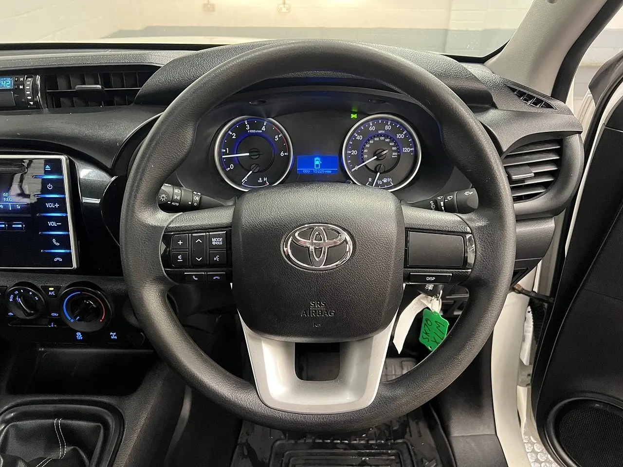 2020 Toyota Hilux, photo 11