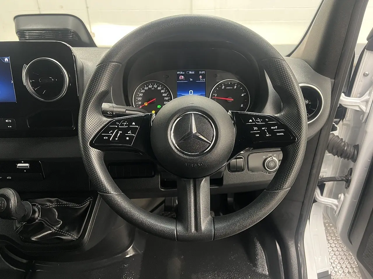 2025 Mercedes-Benz Sprinter, photo 5