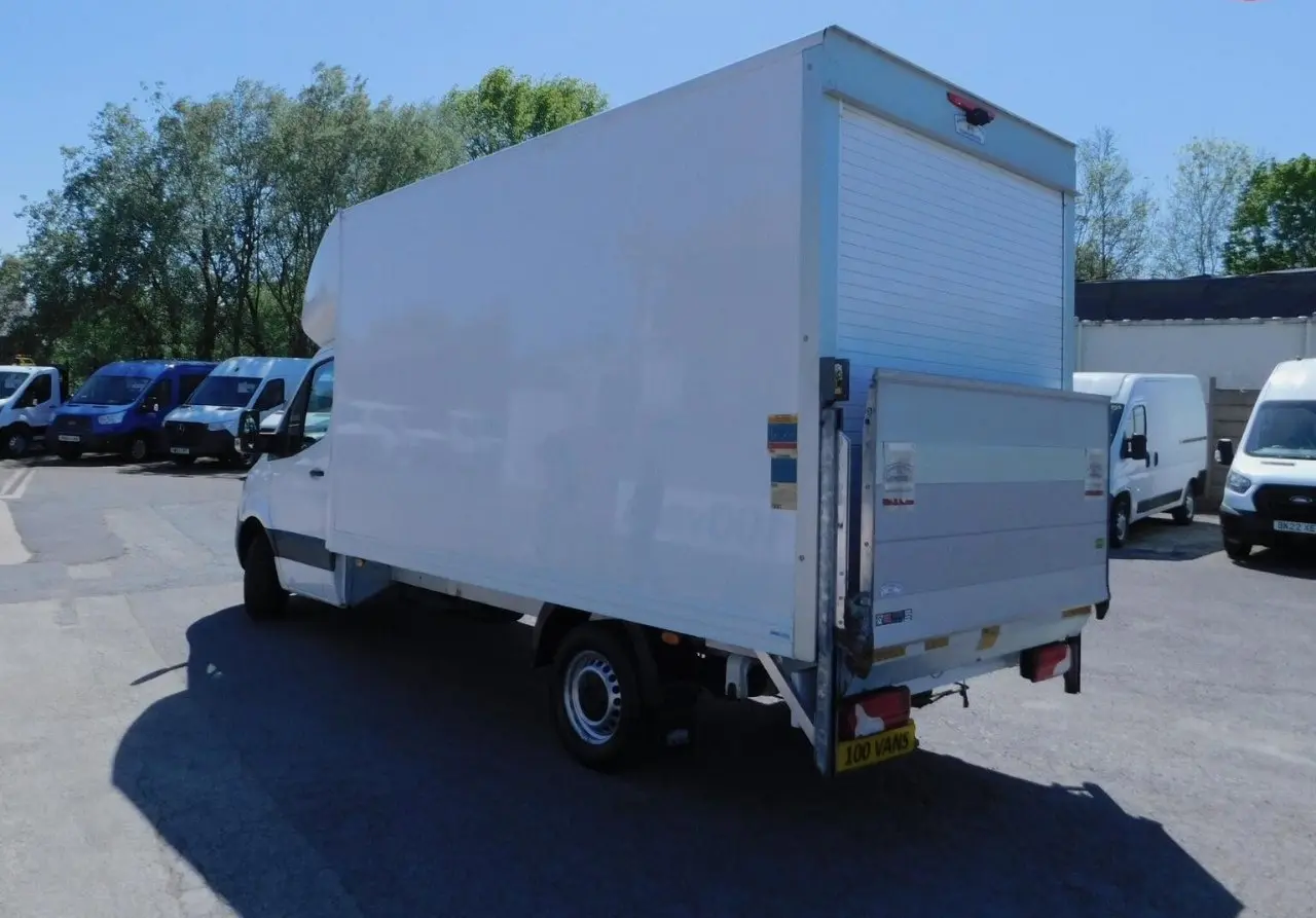 2020 Mercedes-Benz Sprinter, photo 3