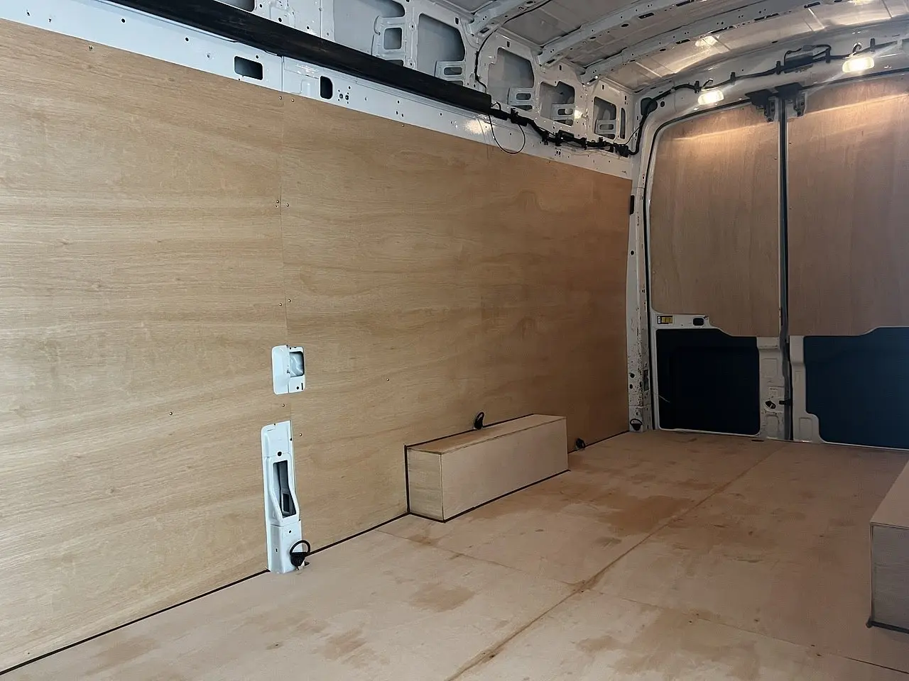 2023 Ford Transit, photo 2