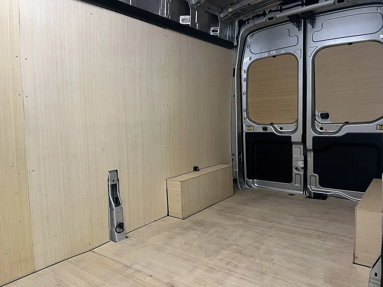2025 Ford Transit, photo 2