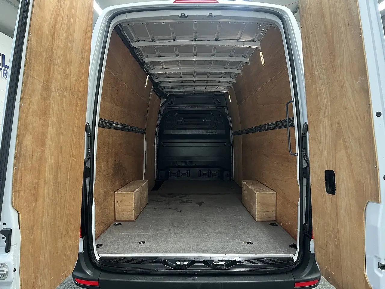 2023 Mercedes-Benz Sprinter, photo 3