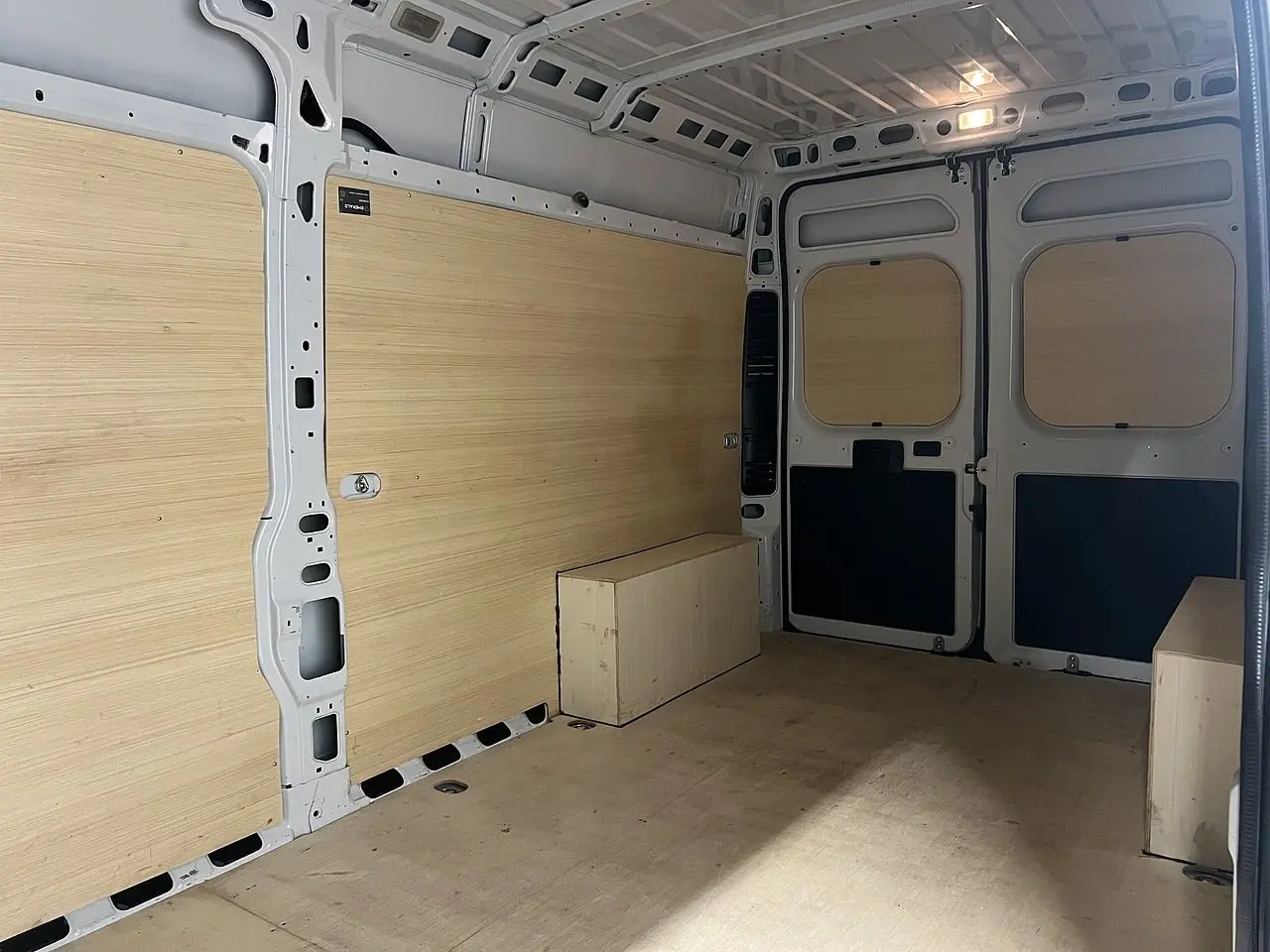 2025 Peugeot Boxer, photo 2