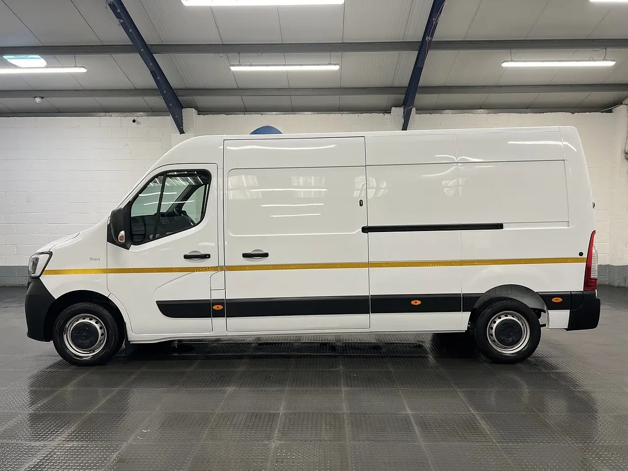 2023 Renault Master