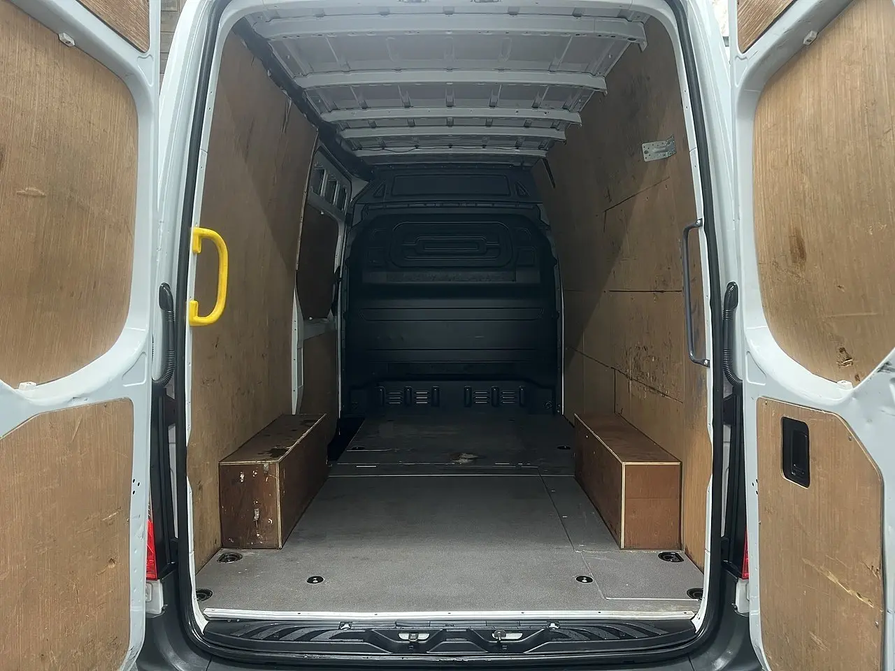 2021 Mercedes-Benz Sprinter, photo 3