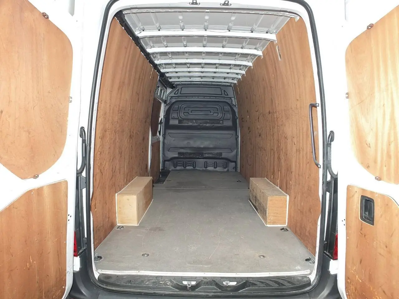 2022 Mercedes-Benz Sprinter, photo 2