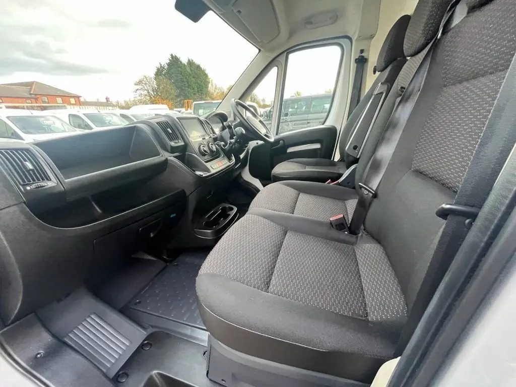 2023 Vauxhall Movano, photo 6