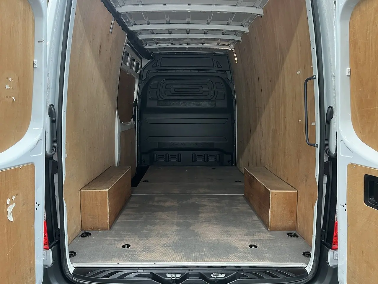 2024 Mercedes-Benz Sprinter, photo 3