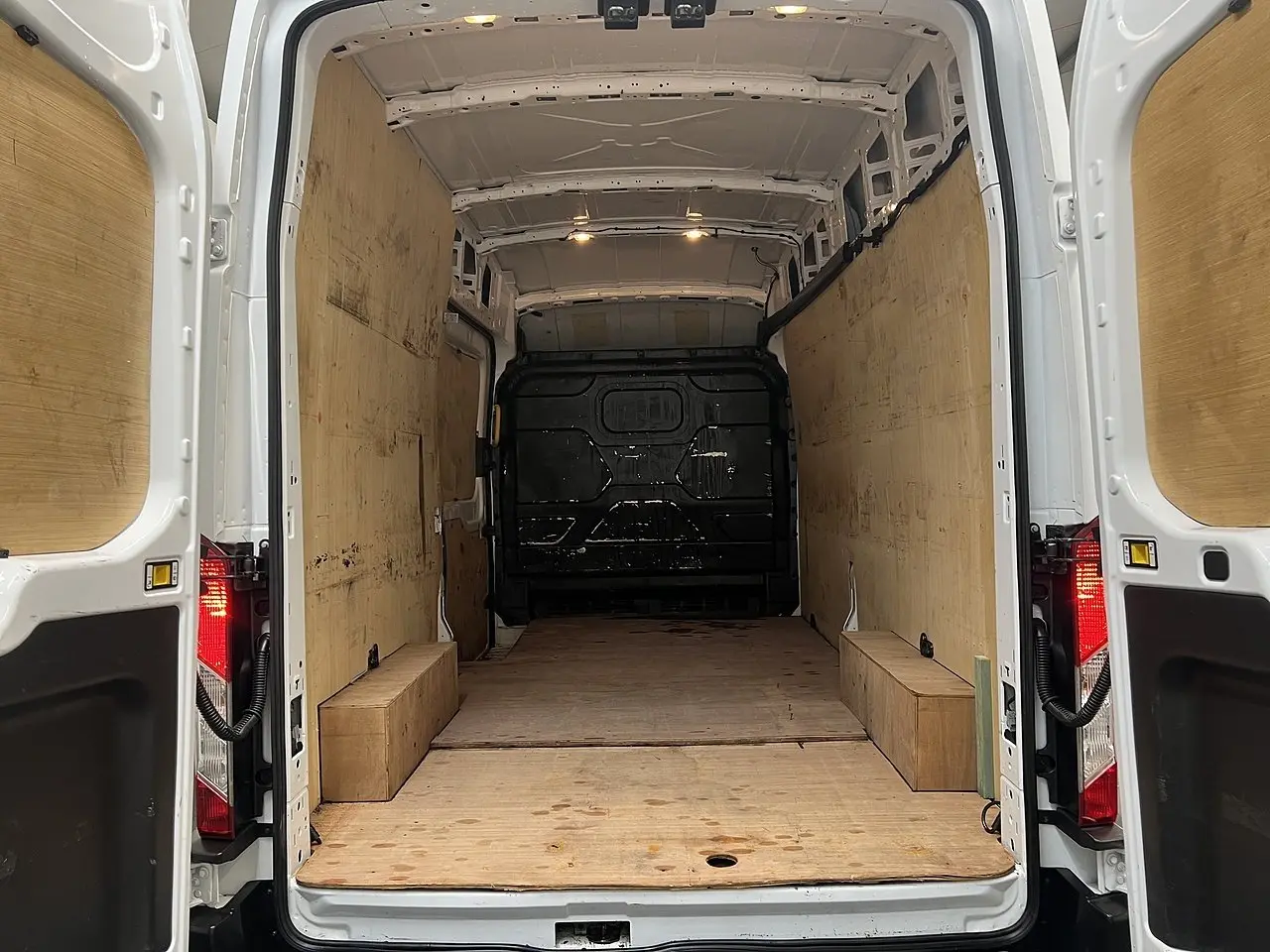 2023 Ford Transit, photo 3