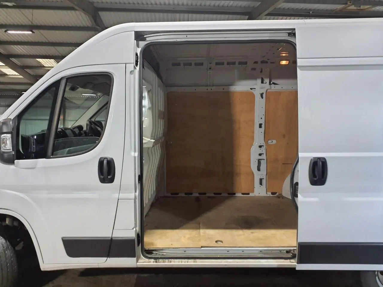 2023 Citroen Relay, photo 3