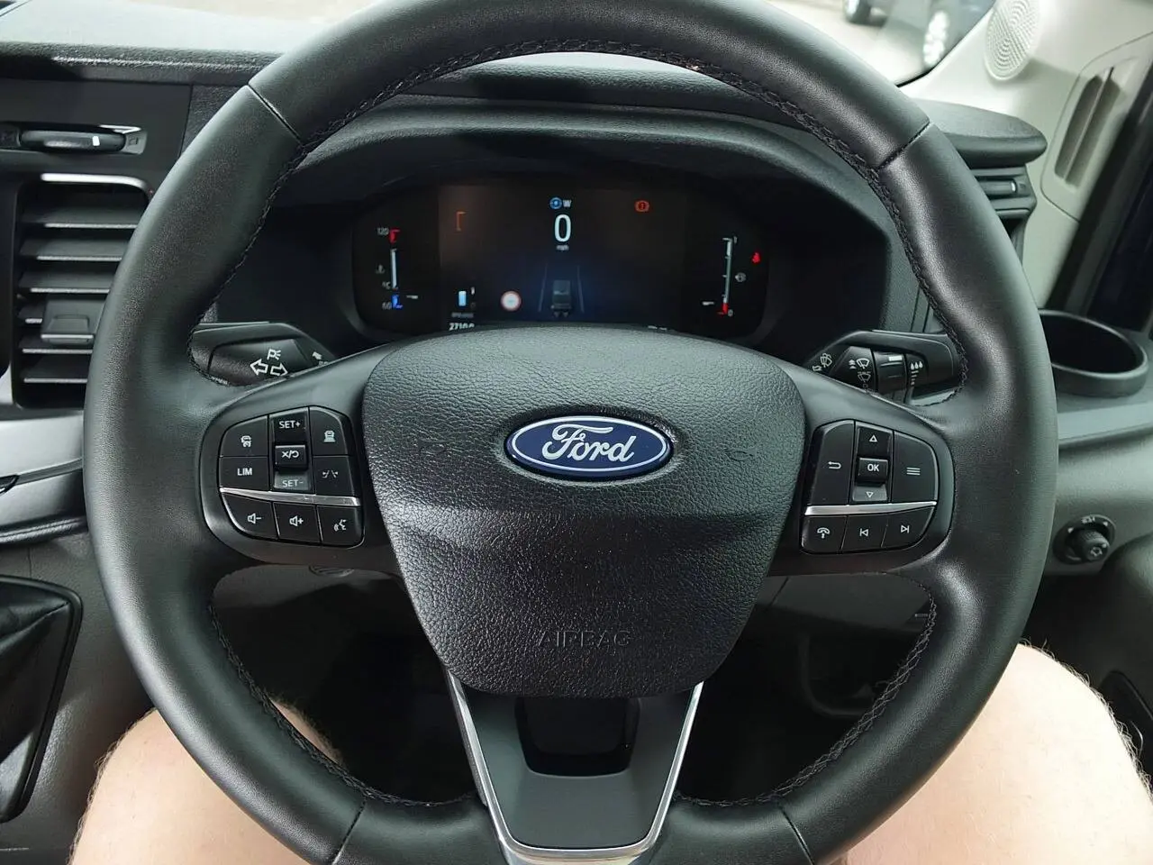 2025 Ford Transit, photo 5