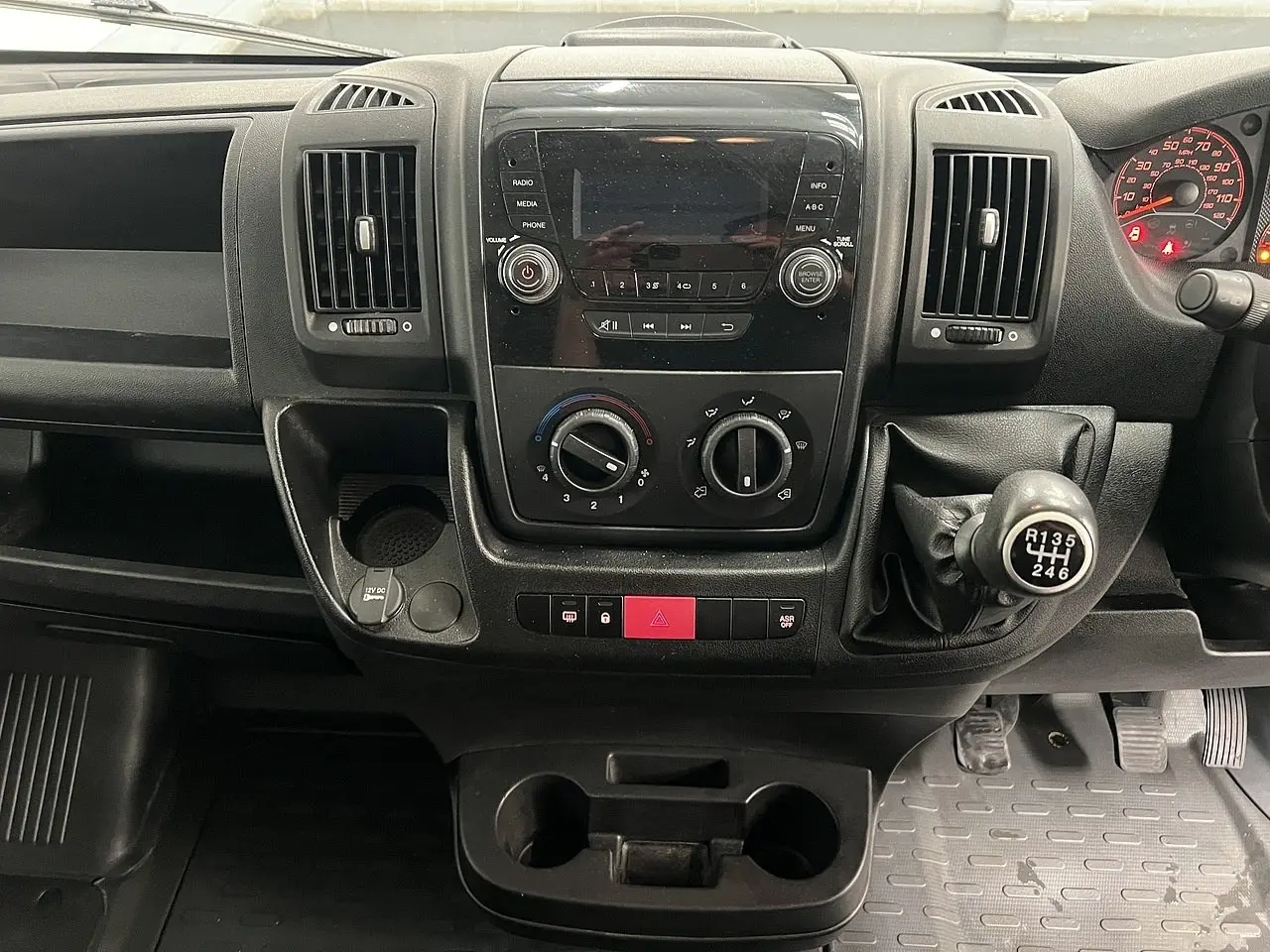 2020 Citroen Relay, photo 5