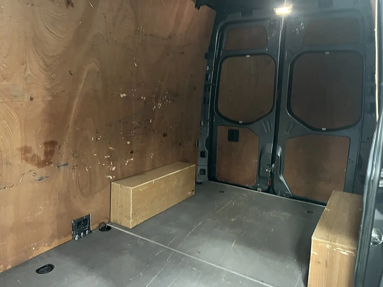 2023 Mercedes-Benz Sprinter, photo 2