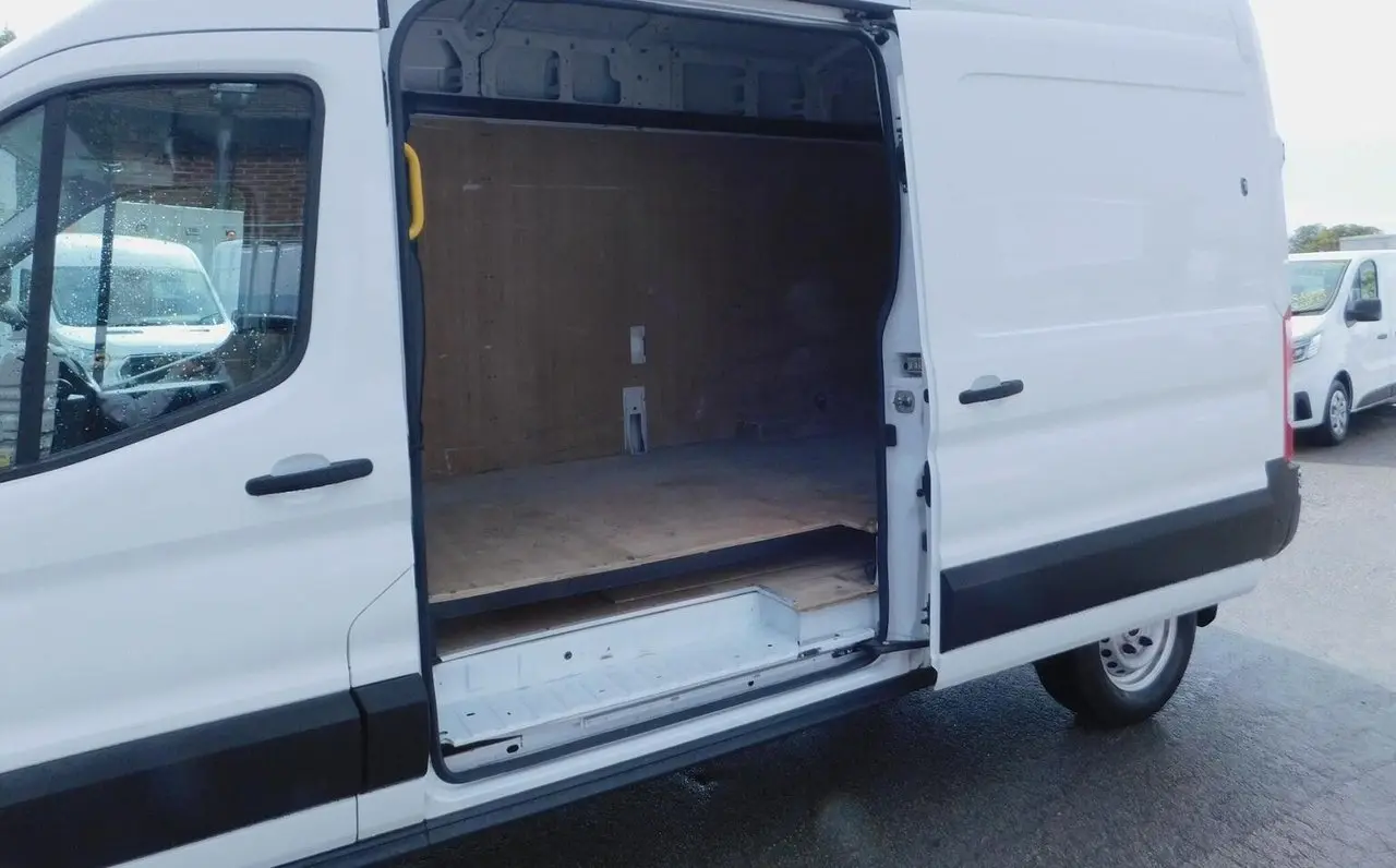 2022 Ford Transit, photo 2