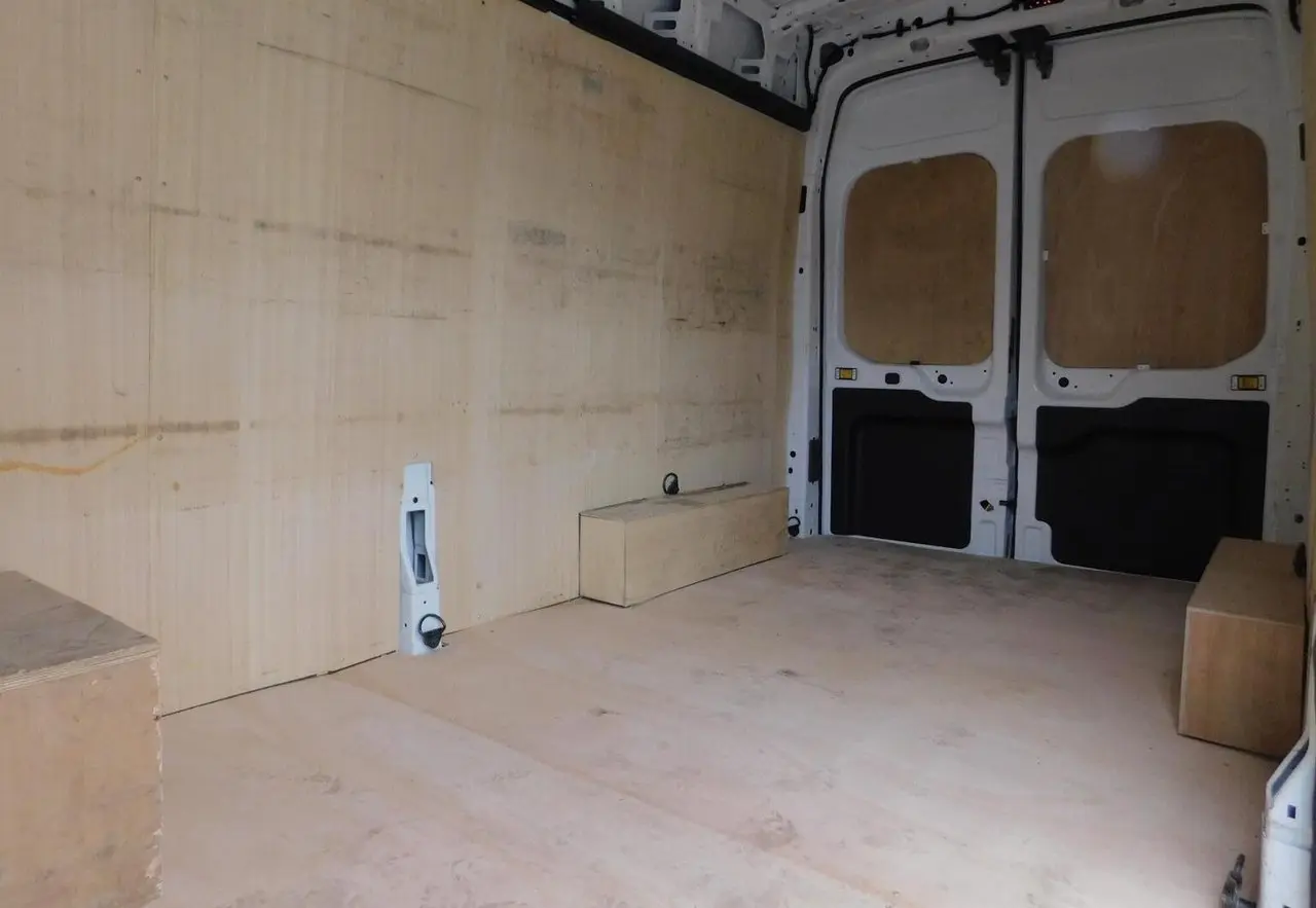 2023 Ford Transit, photo 2