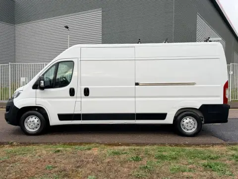 2022 Vauxhall Movano
