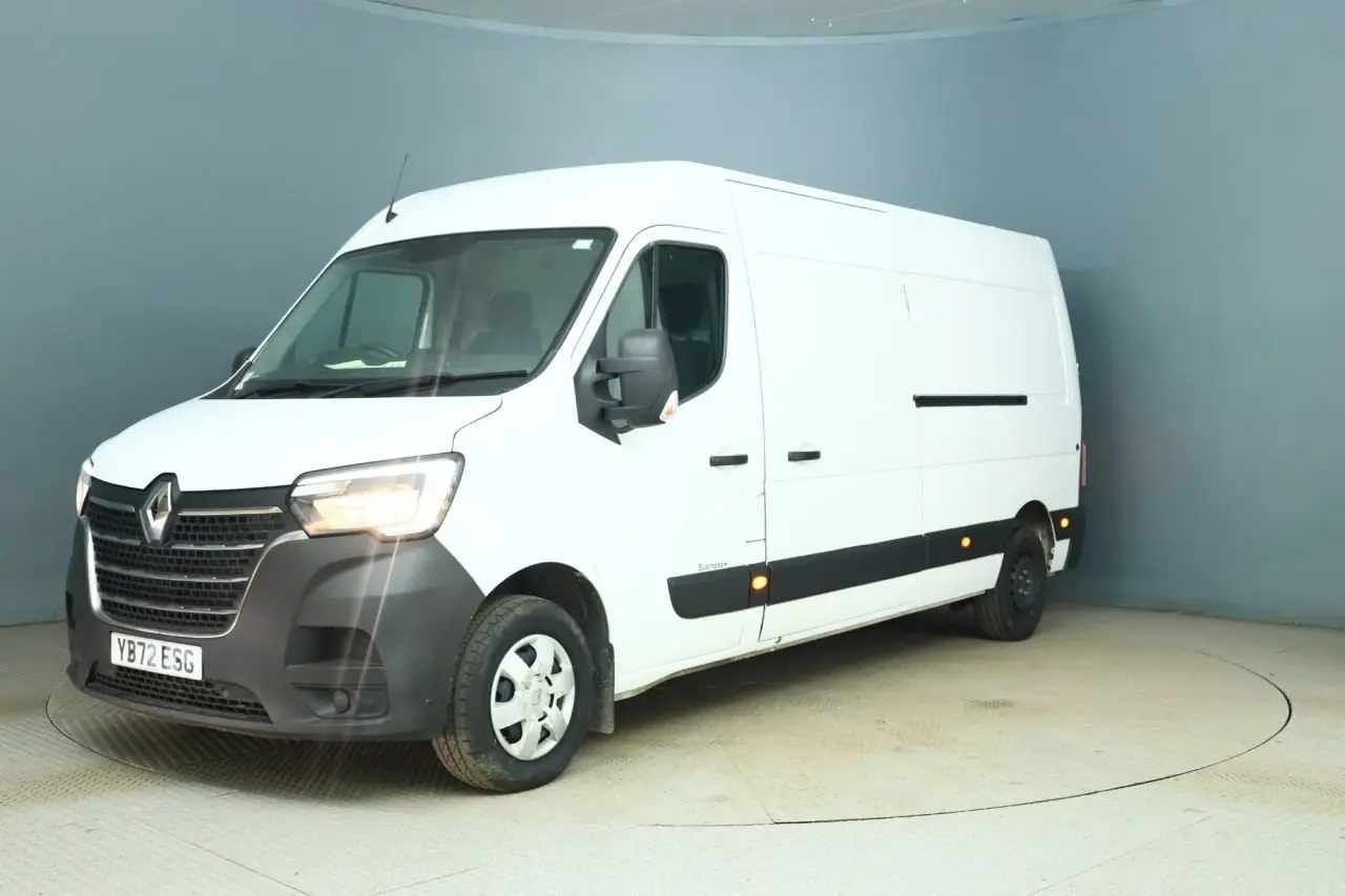 2023 Renault Master