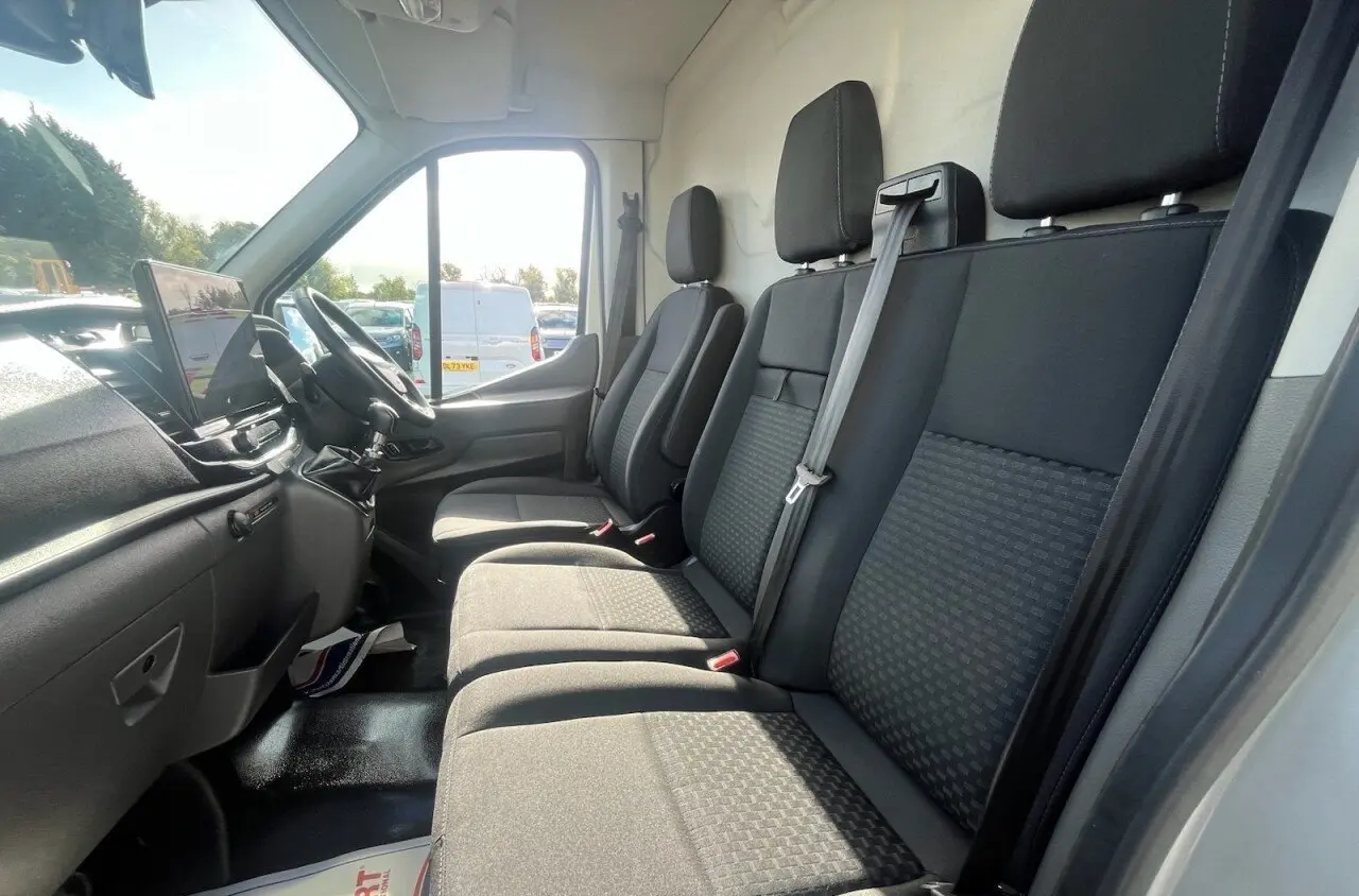 2025 Ford Transit, photo 6