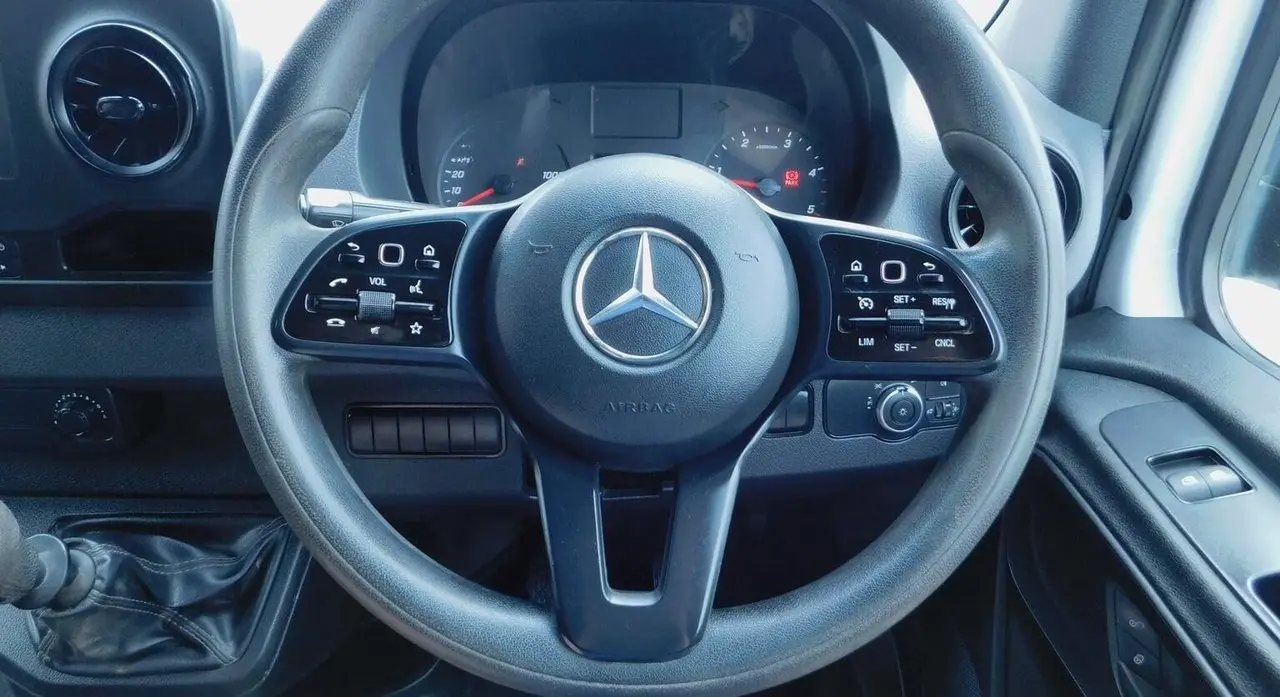 2020 Mercedes-Benz Sprinter, photo 5