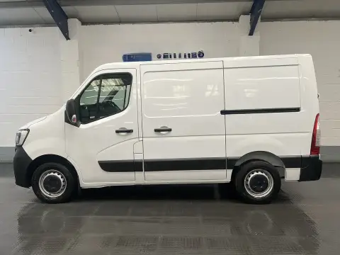 2023 Renault Master