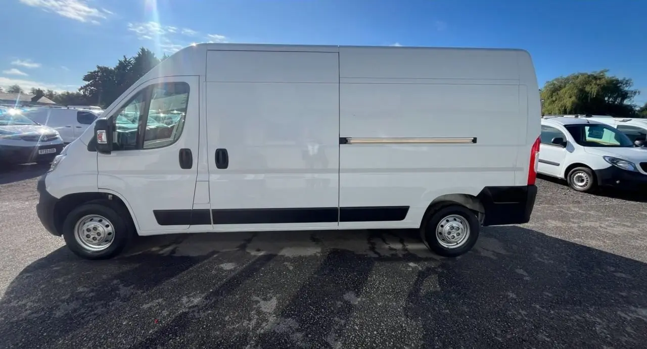 2022 Vauxhall Movano