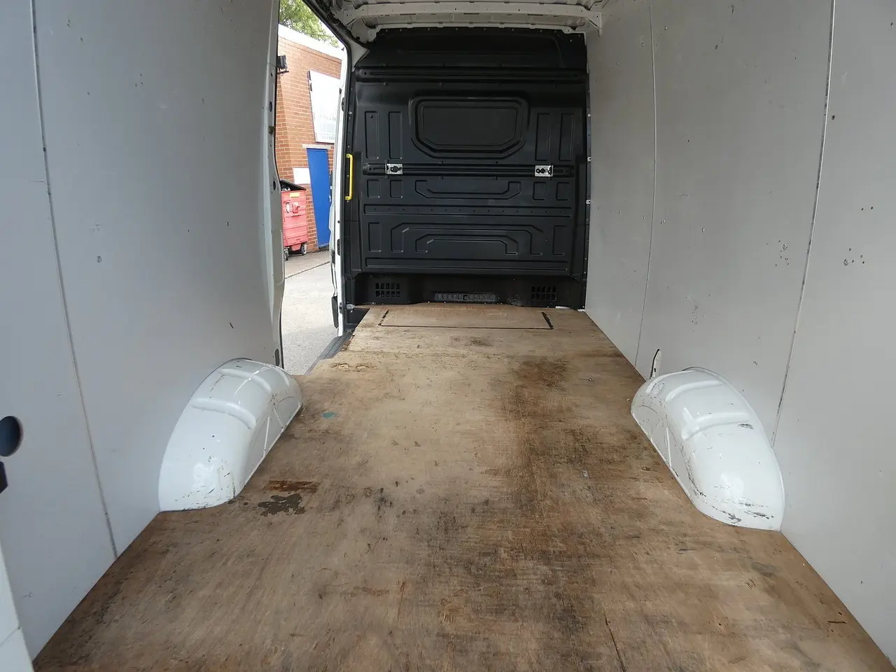 2021 Volkswagen Crafter, photo 2